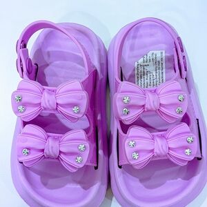 Charming Lilac Kids Sandals with Bow Accents